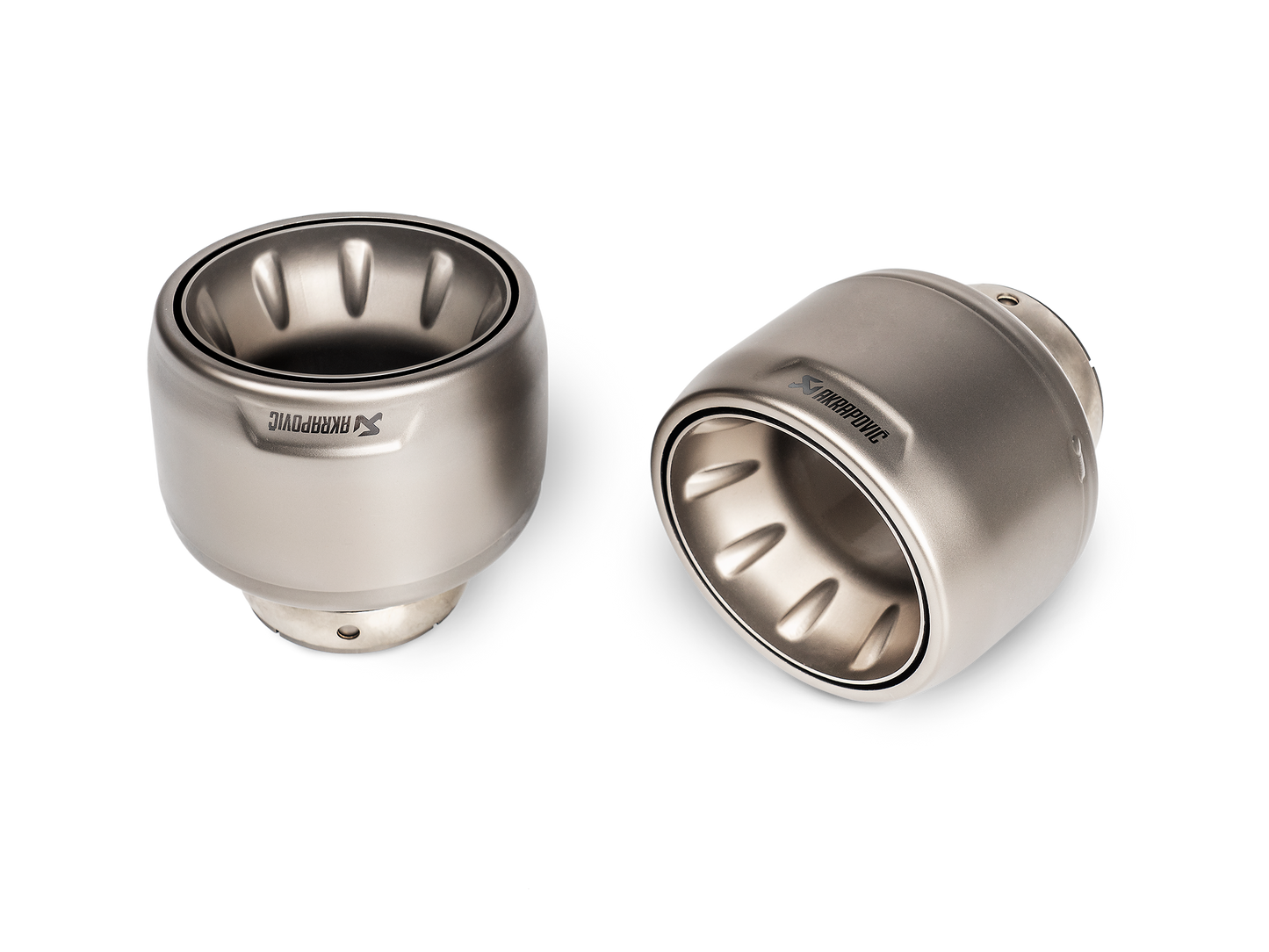Akrapovic Tail Pipe Set (titanium) - Titanium Porsche Cayman GT4 2023 - Car Part Plug