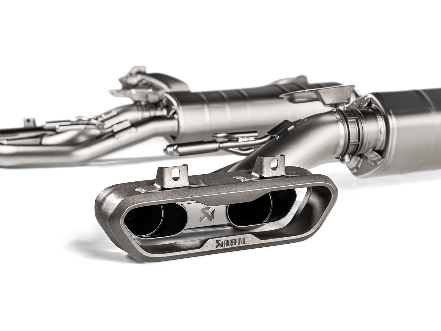 Akrapovic Evolution Line (titanium) Mercedes G 500 / G 550 W463 - Car Part Plug