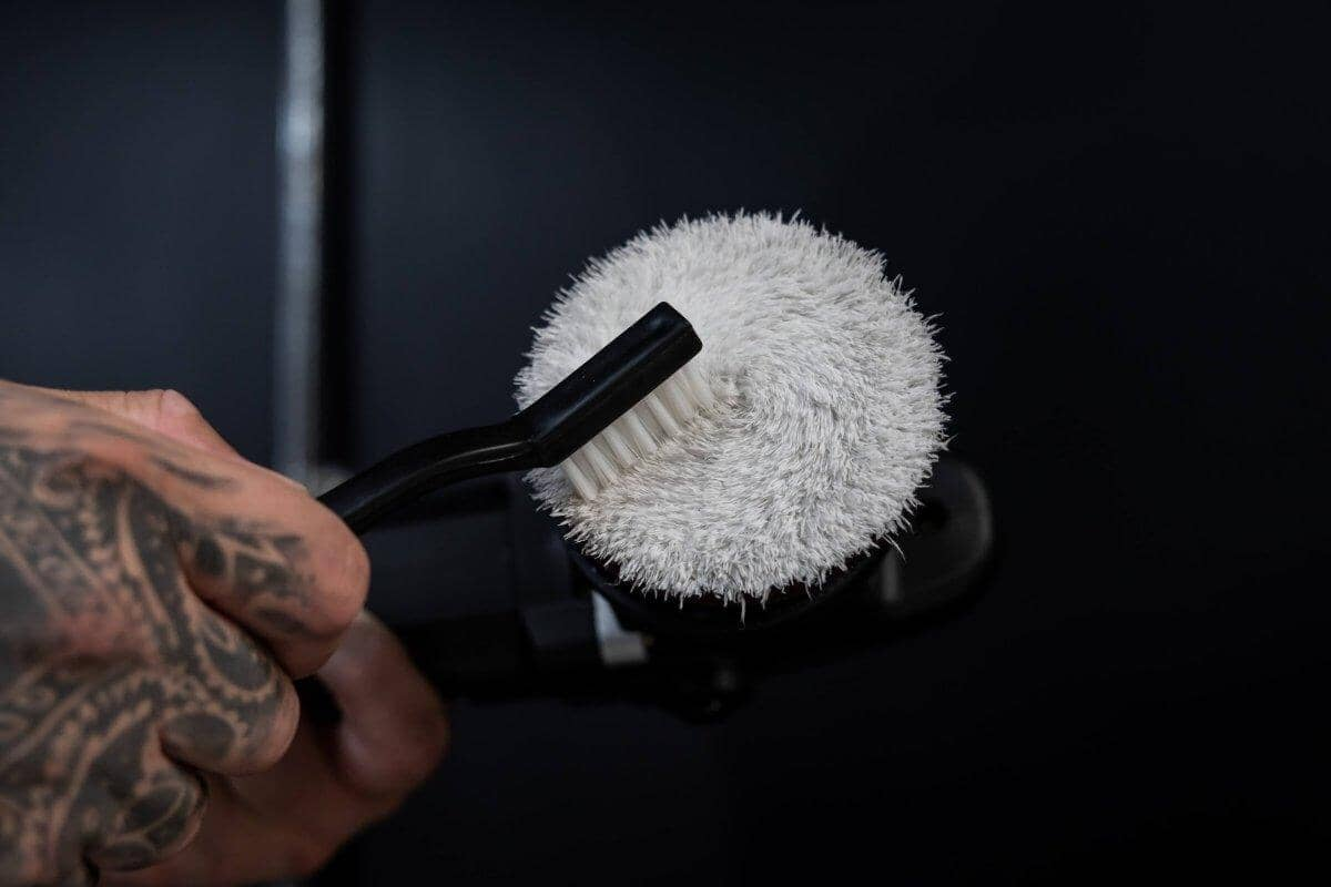 Auto Finesse Pad Cleaning Brush
