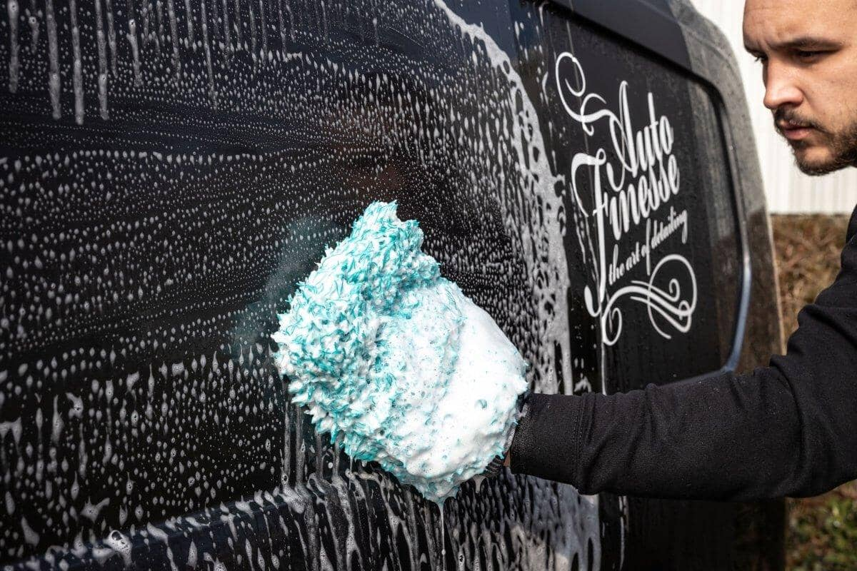 Auto Finesse Wash 'N' Gloss Protective Shampoo
