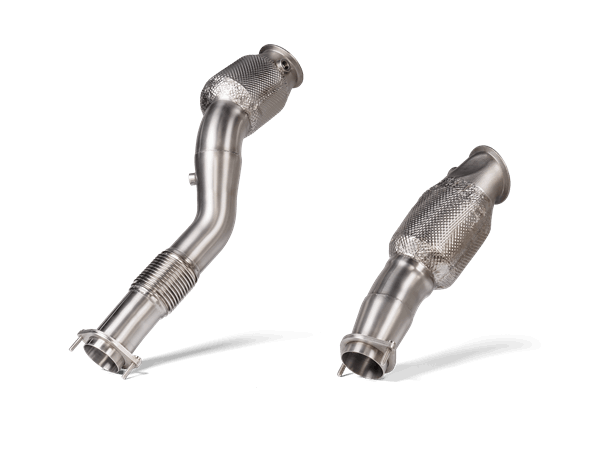 Akrapovic Downpipe W Cat (SS) - Car Part Plug