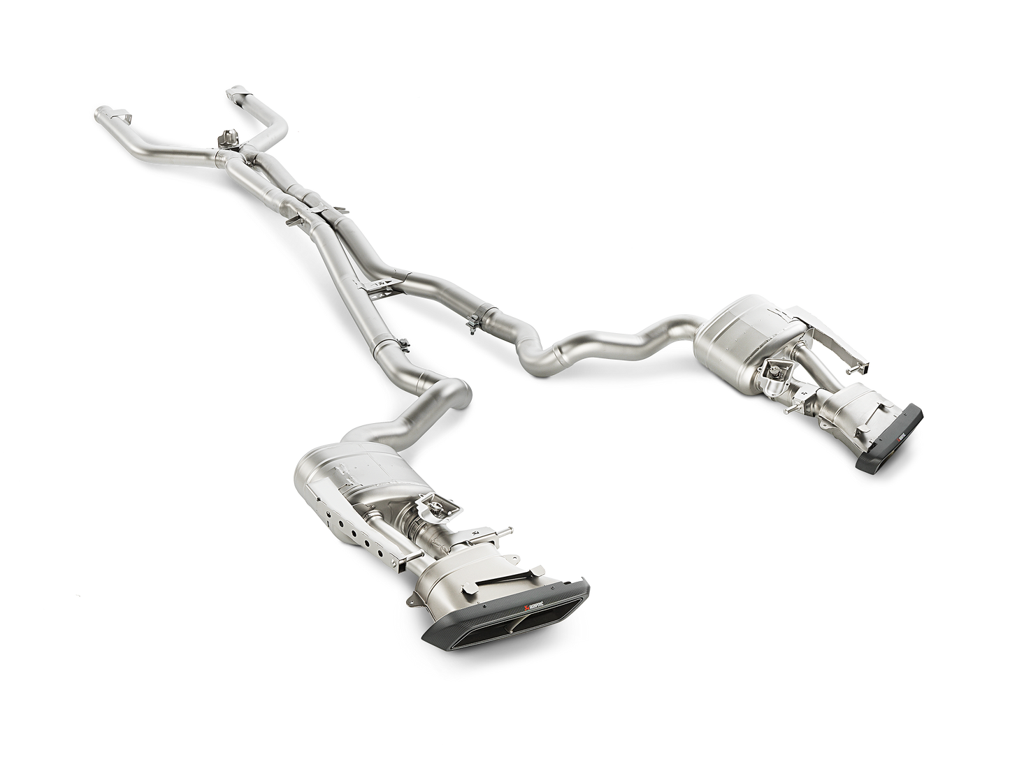 Akrapovic Link Pipe Set Mercedes C63s - Car Part Plug