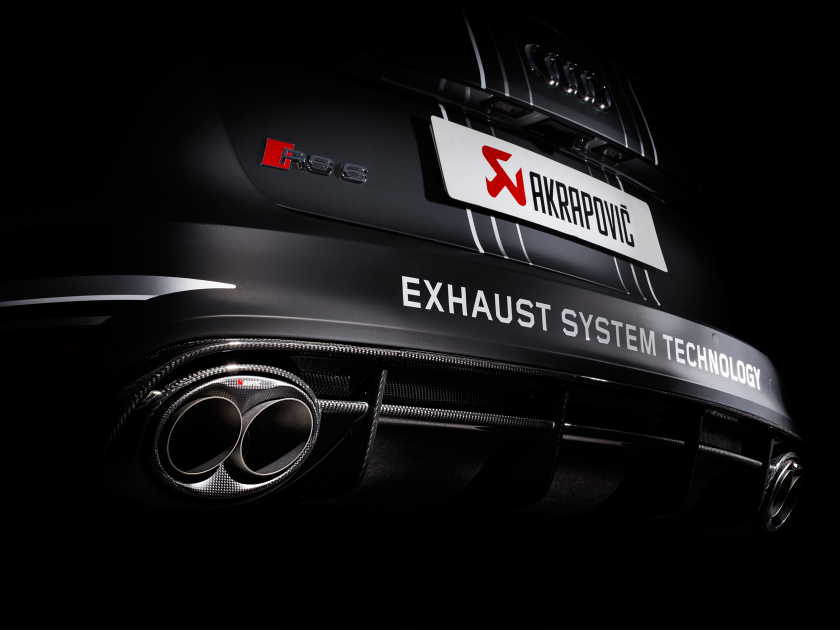 Akrapovic Evolution Line (titanium) Audi RS6 C7 - Car Part Plug
